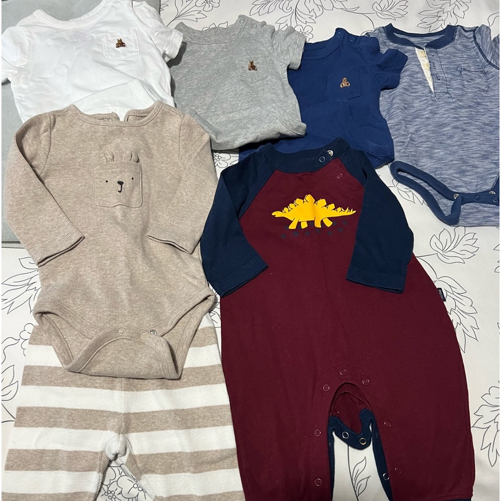 Baby Boy GAP size 3-6 months (lot of 7 pieces)